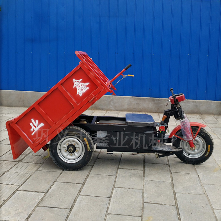 助力房地產(chǎn)工地手掀電動翻斗車